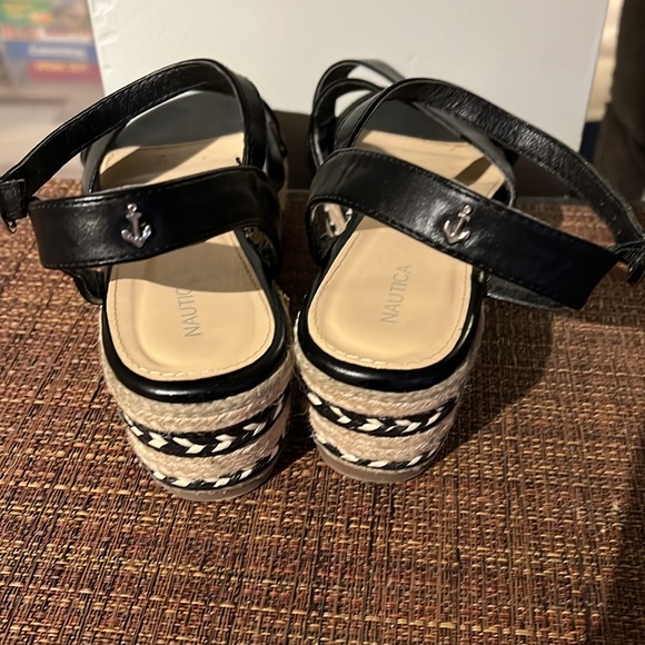 Nautica platform heeled sandals cross ankle strap 8.5 - Picture 3 of 5